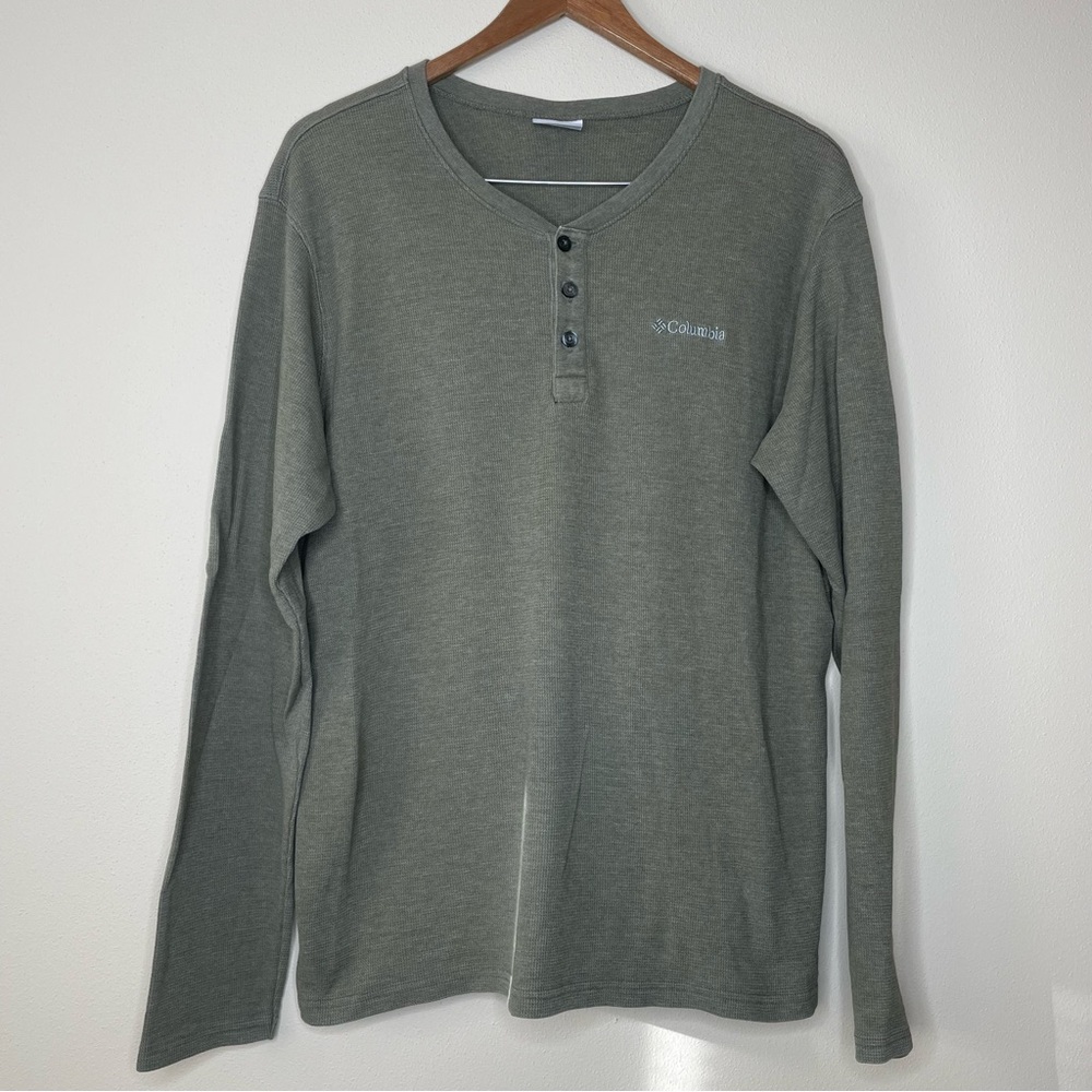 Columbia Men's Green Long Sleeve Thermal Henley - Picture 2 of 7